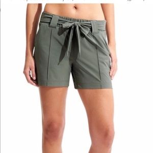 Athleta Destination Shorts Jasper Green SIZE 10